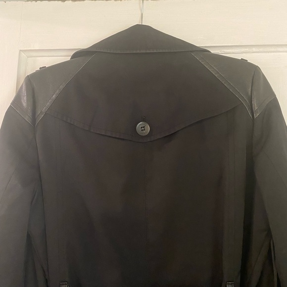 DKNY Small Black Faux Leather Trim Trench Coat - Picture 5 of 9